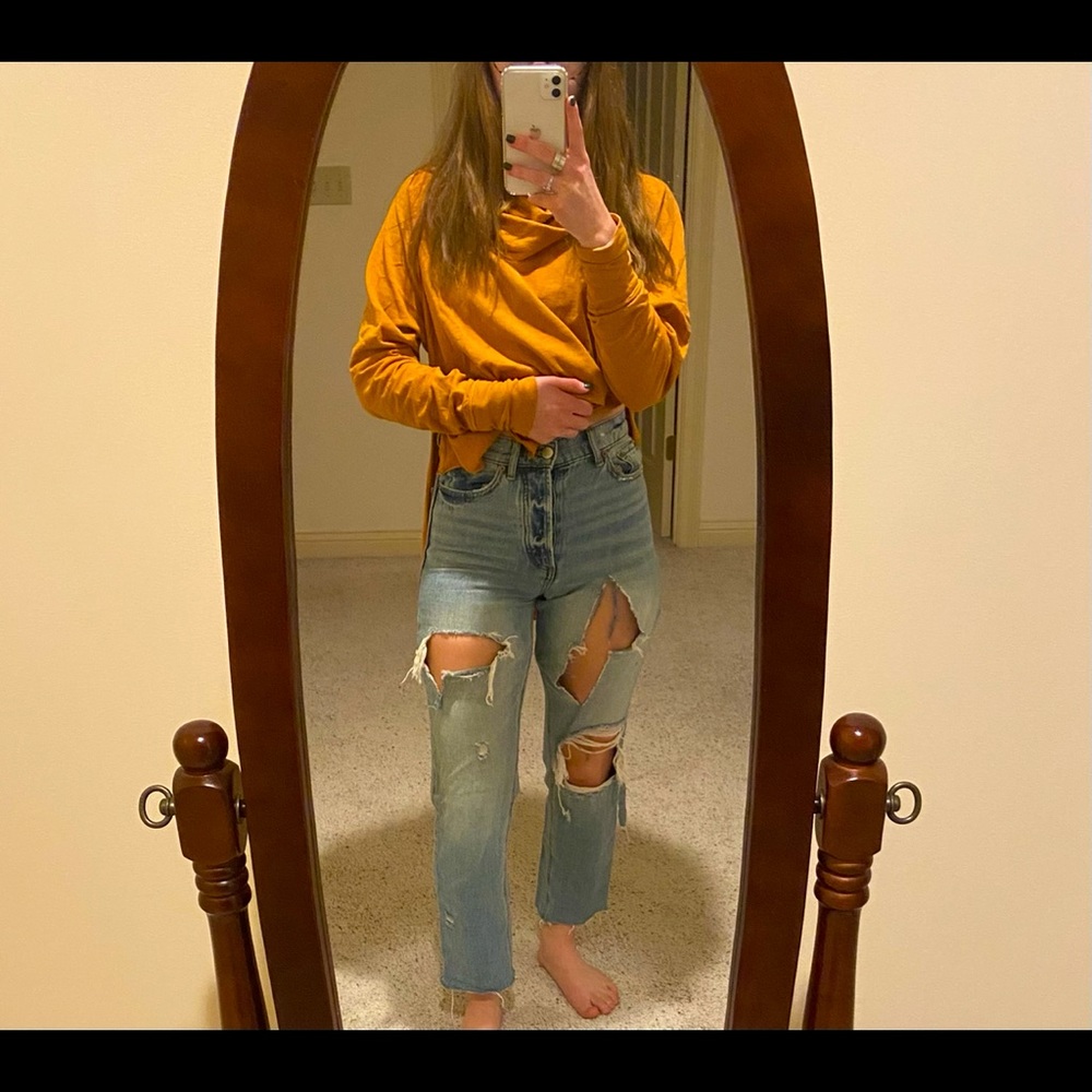 URBAN OUTFITTERS HIGH WAISTED JEANS Size 25